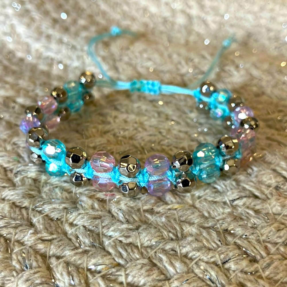 New Super Cute Multicolor Blue Pink Purple Silver Bling Macrame Bracelet - Picture 2 of 6